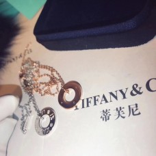 Tiffany Atlas Piercing Circle Pendant Pullped Diamonds Náhrdelník Šperky