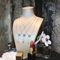 Náhrdelník Tiffany Atlas Circle Crystals Bar Pendant Tassel Disruptive Design