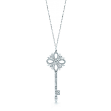 Tiffany Keys Náhrdelník s přívěskem Tiffany Victoria Key s diamanty ve tvaru hrušky DC Výprodej