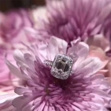 Úzký prsten Tiffany Square Crystal Oblíbené