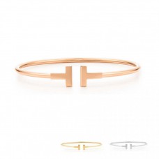 Stříbrný náramek Tiffany T s úzkým drátem