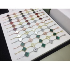 Náramek Van Cleef Arpels Alhambra s 5 motivy, perleť, diamant