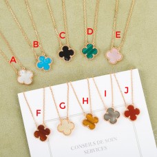 Van Cleef Arpels Alhambra přívěsek Rose Gold